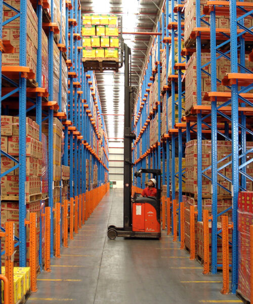 Drive in racking systems supplier in Dubai by Souk Stores