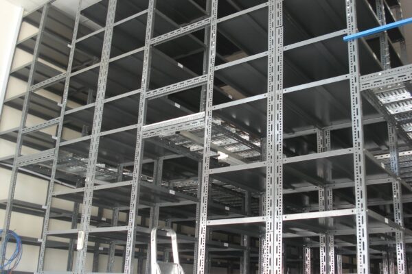 racking and Shelving companies in UAE by Souk Stores